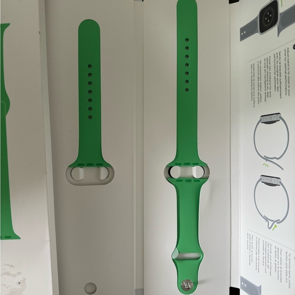 Apple Watch Sport Loop Band 45mm 44 42 49 Bright Green Authentic Open Box Rare - Picture 2 of 3